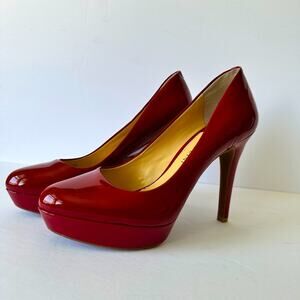 Gianni Bini patent leather cherry red pumps. Sz 7.5